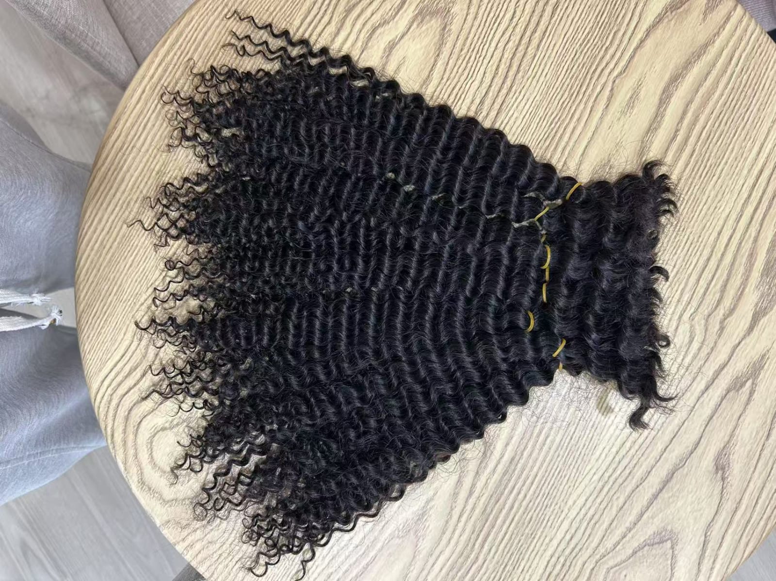 Kinky curly human hair